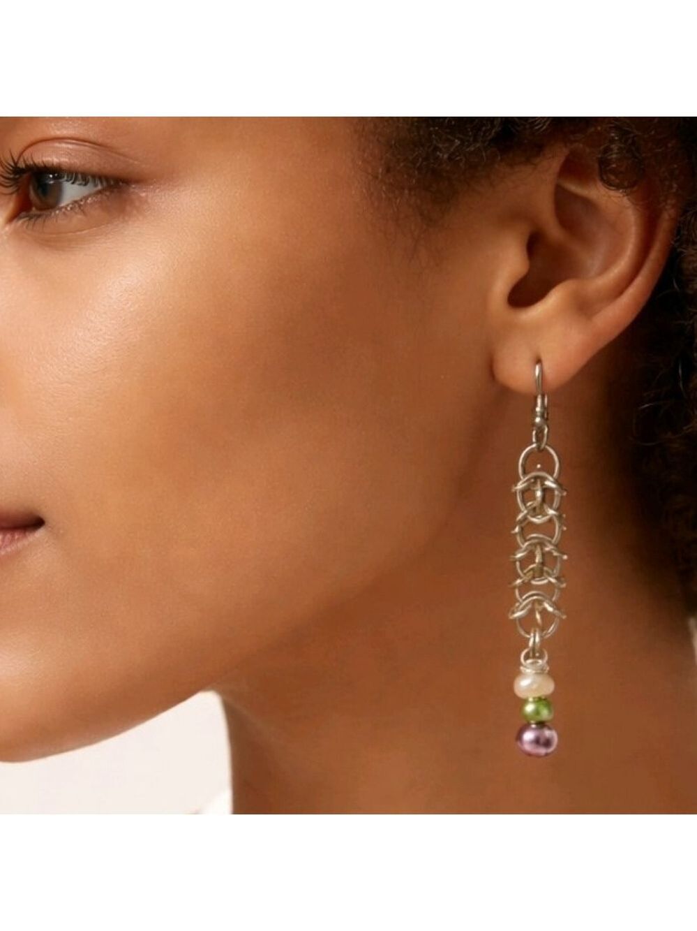 Chainmail Dangle Earrings Pearl